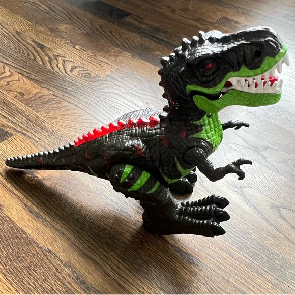 REMOTE CONTROL DINOSAUR TOY || Kids 3-7 || Electric RC Walking T-Rex - Picture 8 of 15